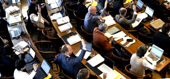 Cantonal Council decides this week on tax cut and Olma aid