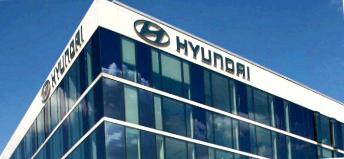 Many automakers donate and offer emergency aid to flood victims